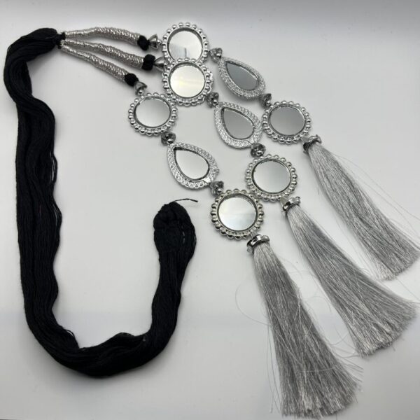 Silver-Coloured Paranda with 2 Round and 1 Leaf Shaped Mirrors